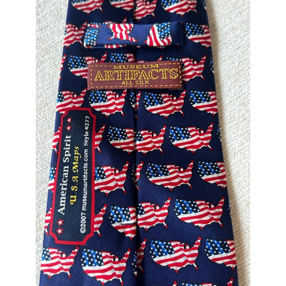 Museum Artifacts USA‎ Maps Tie American Spirit Patriotic Silk Necktie